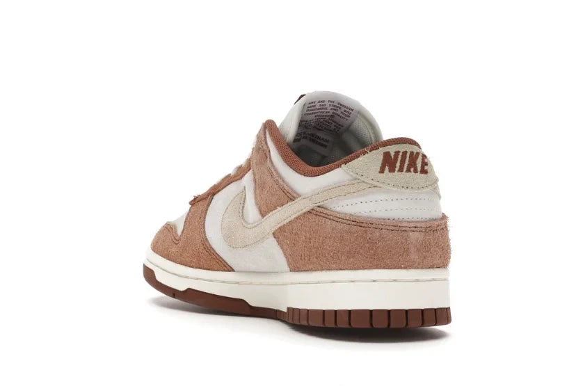 NIKE DUNK LOW MEDIUM CURRY