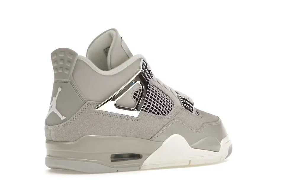 NIKE JORDAN 4 RETRO "FROZEN MOMENTS"