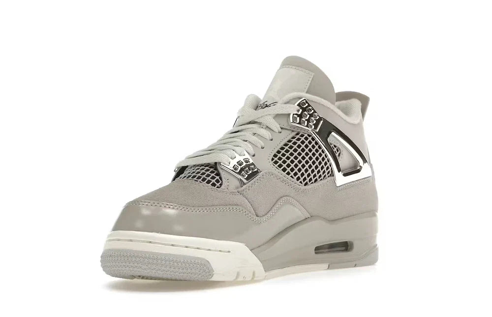 NIKE JORDAN 4 RETRO  "FROZEN MOMENTS"