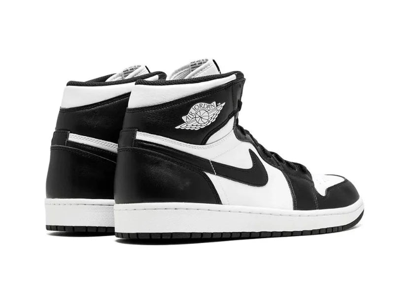 NIKE AIR JORDAN 1 RETRO BLACK/WHITE