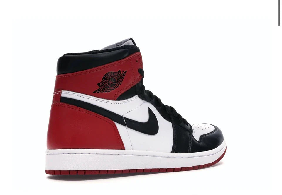 NIKE AIR JORDAN 1 RETRO BLACK TOE